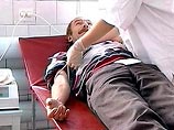 На днях военнослужащие одного из подразделений Внутренних войск, дислоцированного вблизи Мелчу-Хи, по просьбе главы администрации этого селения сдали кровь в местную районную больницу