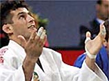 Иранский борец стал олимпийским чемпионом, но только у себя на родине