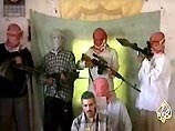 Иракские боевики намерены казнить американского журналиста, который, как они утверждают, был взят в заложники на прошлой неделе, если США не выведут свои войска из Неджефа в течение 48 часов, сообщает РИА "Новости" со ссылкой на арабский телеканал Al-Jaze