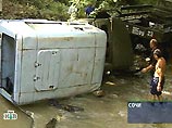 Под Сочи упал в пропасть автобус с туристами из Екатеринбурга: 2 погибших, 7 раненых (ФОТО) Под Сочи упал в пропасть автобус с туристами из Екатеринбурга: 2 погибших, 7 раненых (ФОТО)