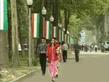 Женщины не должны мешать мужчинам сосредоточиться на молитве Женщины не должны мешать мужчинам сосредоточиться на молитве