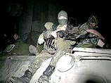 В Чечне обнаружены две крупные группы боевиков, их уничтожают артиллерия и вертолеты
