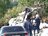 Все пассажиры и члены экипажа разбившегося Ту-134 погибли, объявили утром в среду в МЧС. В 700 метрах от основной части накануне вечером была обнаружена хвостовая часть.