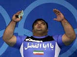 Соревнования по тяжелой атлетике в Афинах завершились победой иранского спортсмена