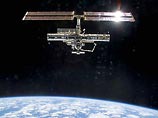 Высота орбиты Международной космической станции (МКС) ранним утром в четверг была увеличена примерно на четыре километра, сообщил РИА "Новости" сменный дежурный подмосковного ЦУПа