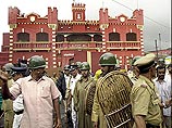 Две недели назад 41-летний Дхананджой Шатерджи, обвиненный в изнасиловании и убийстве школьницы, был казнен через повешенье после 13 лет, которые он провел в камере смертников