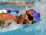 В плавании на дистанции 200 метров вольным стилем ему удалось установить олимпийский рекорд - 1 минуты 58,88 секунды