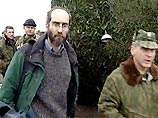 Сотрудники ФСБ доставили Кеннета Глака из Моздока в Назрань Сотрудники ФСБ доставили Кеннета Глака из Моздока в Назрань