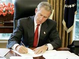 Президент США Джордж Буш в пятницу подписал несколько исполнительных указов о реформировании американской разведки