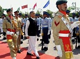 Новый премьер-министр Пакистана Шаукат Азиз приведен в субботу к присяге