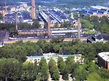 В Подмосковье около 200 человек пытаются захватить СМК, работники компании митингуют В Подмосковье около 200 человек пытаются захватить СМК, работники компании митингуют