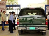 В Саудовской Аравии неизвестные обстреляли автомобиль консульства США В Саудовской Аравии неизвестные обстреляли автомобиль консульства США