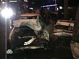 В ночь на вторник на одной из центральных улиц Владивостока нетрезвый водитель на полном ходу врезался в группу сотрудников ГИБДД и городских спасателей