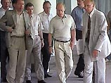 В связи с терактами Путин прервал отпуск и вернулся в Москву В связи с терактами Путин прервал отпуск и вернулся в Москву