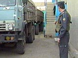Около 21:30 возле дома номер 26 по Борисовскому проезду был обнаружен "КамАЗ", в котором находилось 22 бочки с огнеопасной жидкостью Около 21:30 возле дома номер 26 по Борисовскому проезду был обнаружен "КамАЗ", в котором находилось 22 бочки с огнеопасной жидкостью