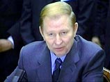 Президент Украины предложил Владимиру Путину направить в "Артек" 300 школьников из Беслана Президент Украины предложил Владимиру Путину направить в "Артек" 300 школьников из Беслана