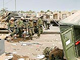 Двое американских солдат убиты и 16 ранены в результате минометного обстрела в 75 км к северу Багдада, сообщает командование сил США
