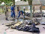 Для опознания других убитых следователи привозят из Чечни и Ингушетии задержанных там боевиков, которые могли знать кого-то из участников нападения на школу. Благодаря им был установлен еще ряд погибших Для опознания других убитых следователи привозят из Чечни и Ингушетии задержанных там боевиков, которые могли знать кого-то из участников нападения на школу. Благодаря им был установлен еще ряд погибших