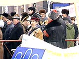 В шествии приняло участие около 300 человек. В Киеве колонна пополнилась новыми участниками, теперь их насчитывается несколько тысяч В шествии приняло участие около 300 человек. В Киеве колонна пополнилась новыми участниками, теперь их насчитывается несколько тысяч