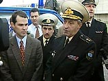 Замначальника штаба ВМФ России считает, что кислорода на "Курске" хватит на три недели