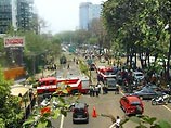 Исламистская группировка "Джемаа исламия" взяла на себя ответственность за взрыв в Джакарте заминированной автомашины, который произошел в четверг у посольства Австралии в Индонезии