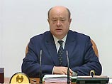 Фрадков подписал распоряжение о выплатах пострадавшим в Беслане Фрадков подписал распоряжение о выплатах пострадавшим в Беслане