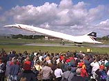 Летные сертификаты всех самолетов Concorde были отозваны после того, как комиссия, расследующая причины авиакатастрофы под Парижем, объявила о том, что конструкция шасси самолета небезопасна Летные сертификаты всех самолетов Concorde были отозваны после того, как комиссия, расследующая причины авиакатастрофы под Парижем, объявила о том, что конструкция шасси самолета небезопасна