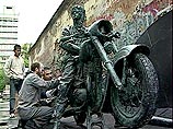 Памятника Виктору Цою на Арбате не будет Памятника Виктору Цою на Арбате не будет