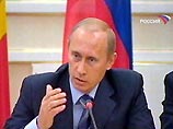 "Экономическое, а тем более военное давление не приведет к решению проблем", - сказал президент России, отвечая на вопрос грузинской журналистки по поводу "одностороннего решения о возобновлении железнодорожного сообщения с Абхазией"