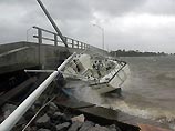 Ураган "Иван", который со среды угрожает разным районам США/u>, обрушился в четверг на южное американское побережье в районе города Мобил (штат Алабама)