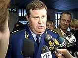 Генеральный прокурор России Владимир Устинов заявил, что "никогда не сомневался в своей правоте в истории с его служебной квартирой", и именно поэтому обратился в суд Генеральный прокурор России Владимир Устинов заявил, что "никогда не сомневался в своей правоте в истории с его служебной квартирой", и именно поэтому обратился в суд