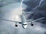 Самолет рейса Неаполь-Манчестер поразила молния. Его пришлось экстренно сажать