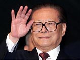 Таким образом, он занял пост Верховного главнокомандующего страны, сменив на этой должности бывшего главу китайского государства Цзян Цзэминя