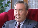 На парламентских выборах в Казахстане лидируют отец и дочь Назарбаевы