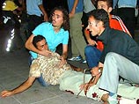 Во время концерта популярного турецкого певца в городе Мерсин на юге страны произошел взрыв
