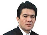 В парламентскую комиссию по расследованию причин теракта в Беслане войдут 11 сенаторов и 10 депутатов Госдумы. Об этом сообщил председатель комитета Совета Федерации по обороне и безопасности Виктор Озеров В парламентскую комиссию по расследованию причин теракта в Беслане войдут 11 сенаторов и 10 депутатов Госдумы. Об этом сообщил председатель комитета Совета Федерации по обороне и безопасности Виктор Озеров