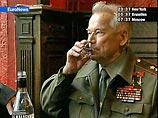 В понедельник генерал-лейтенант Михаил Калашников прибыл в Лондон для запуска кампании по производству напитка, названного его именем