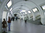 На станции метро "Третьяковская" под колесами поезда погиб мужчина На станции метро "Третьяковская" под колесами поезда погиб мужчина