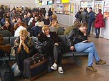 Свыше десяти граждан Грузии томятся в "Шереметьево-2" вторые сутки Свыше десяти граждан Грузии томятся в "Шереметьево-2" вторые сутки