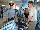 Коллегам милиционера, проверившего взорвавших самолеты террористок, велено "не болтать" Коллегам милиционера, проверившего взорвавших самолеты террористок, велено "не болтать"