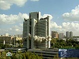 Снос гостиницы был осуществлен путем подрыва Снос гостиницы был осуществлен путем подрыва