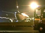 Угроза взрыва греческого авиалайнера, совершившего экстренную посадку в Лондоне, была ложной Угроза взрыва греческого авиалайнера, совершившего экстренную посадку в Лондоне, была ложной