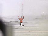 В понедельник на встрече руководителями и участниками дрейфа станции "Северный полюс 32" и участниками экспедиции по ее эвакуации Владимир Путин заявил, что "деятельность в Арктике важна, нужна"
