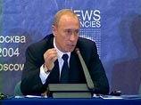 "В последние годы Запад слишком часто молчал по этому поводу в надежде, что шаги президента Путина в неверном направлении имеют временный характер, - говорится в письме