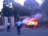 Здание японского парламента протаранил автомобиль (ФОТО) Здание японского парламента протаранил автомобиль (ФОТО)