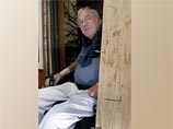В США медведь "Толстый Альберт" забрался в дом к больному американцу, разгромил его кухню и съел весь шоколад В США медведь "Толстый Альберт" забрался в дом к больному американцу, разгромил его кухню и съел весь шоколад