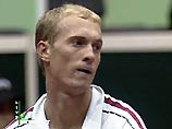 Николай Давиденко не вышел в полуфинал теннисного турнира в Палермо