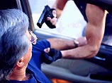 В Тверской области трое неизвестных похитили машину с автомобильными покрышками В Тверской области трое неизвестных похитили машину с автомобильными покрышками