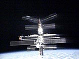 Космонавты на МКС сегодня днем около 14:30 по московскому времени отстыковали от станции корабль "Прогресс", который через несколько часов будет сведен с орбиты и затоплен в Тихом океане