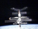 Космонавты на МКС сегодня днем около 14:30 по московскому времени отстыковали от станции корабль "Прогресс", который через несколько часов будет сведен с орбиты и затоплен в Тихом океане Космонавты на МКС сегодня днем около 14:30 по московскому времени отстыковали от станции корабль "Прогресс", который через несколько часов будет сведен с орбиты и затоплен в Тихом океане